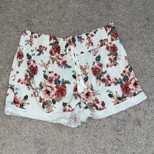No boundaries white Floral shorts